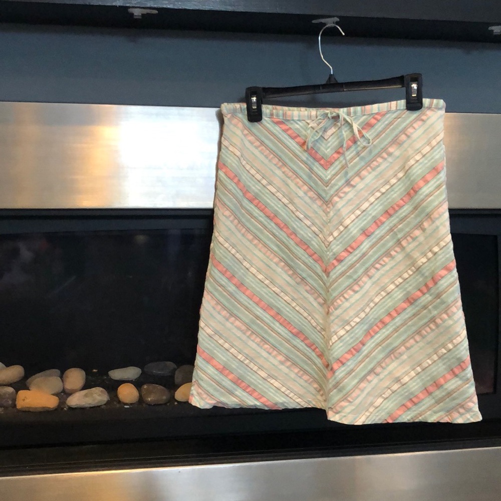 H&M size 6 skirt